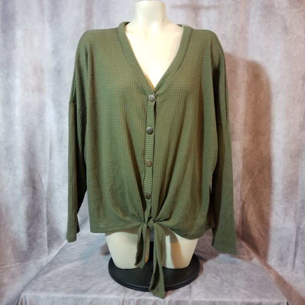 Curvy Sense Green Ribbed Knit Knot Front Blouse Size 3x — image 2 of 5